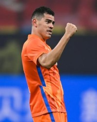 开云体育下载-泰山双管齐下力争买断贾德森 莱昂纳多+现金可行？