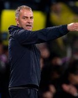 开云官网-假期加练！每体：德容等四人在巴萨假期加练，教练组对此赞赏