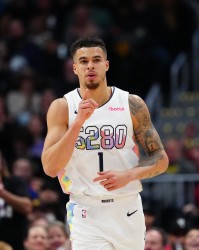 开云体育app-波特：NBA不乏詹姆斯式训练狂人，但也常见球员签大合同后懈怠