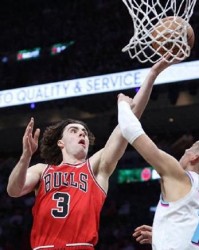 kaiyun-近10战8胜2负，连克国王湖人掘金挺进附加赛，这队看到崛起希望！