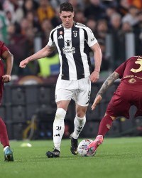 斯基拉：弗拉霍维奇仍是阿莱格里主要目标，球员表示愿意加盟米兰