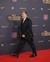 开云体育app-回应伊尼戈违规上场！科贝：巴萨将对奥萨苏纳的上诉提出指控