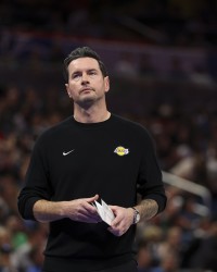 kaiyun-雷迪克：我赛前就告诉全队 不纠结首轮对手是谁 我们做好自己就行